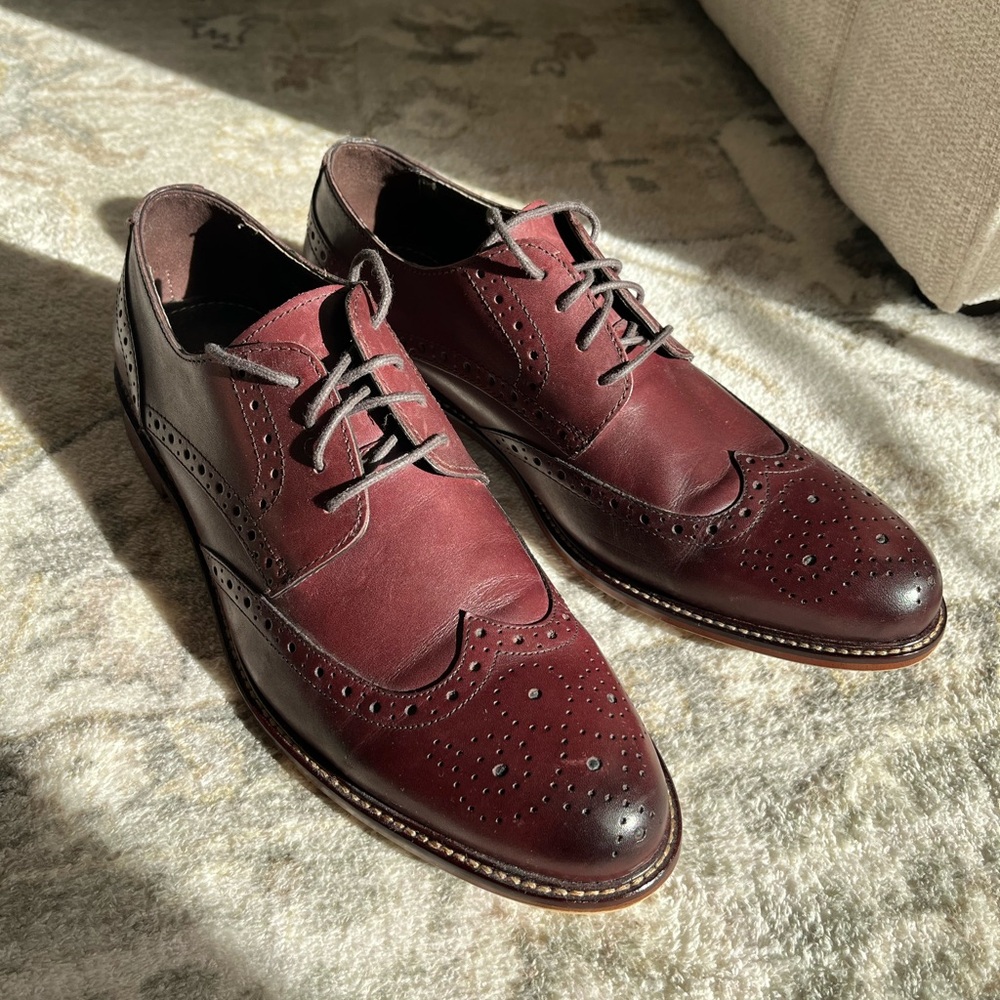 NWOT Joseph Abboud - Greenwood Burgundy Wingtips